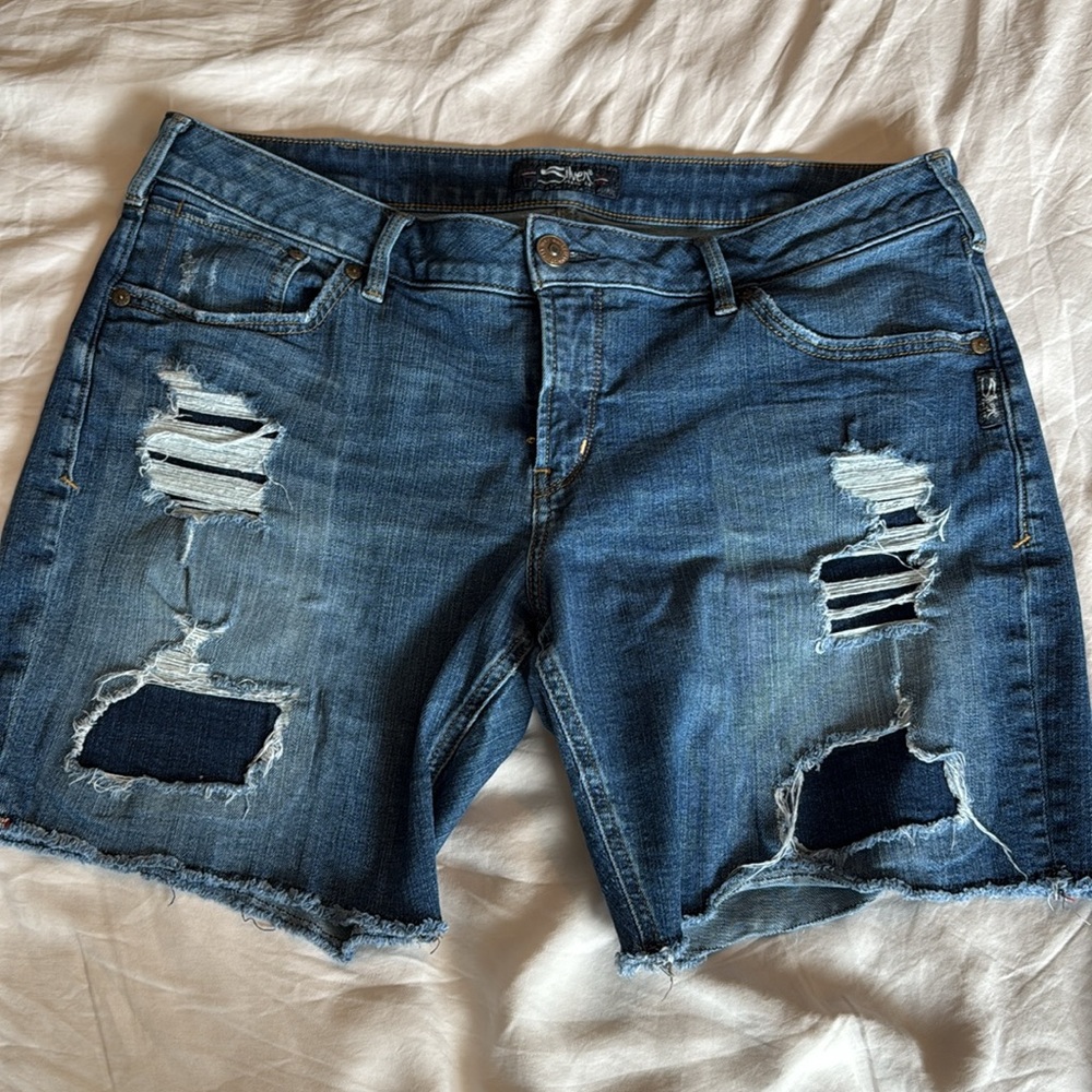 Silver Jeans Blue Denim shorts